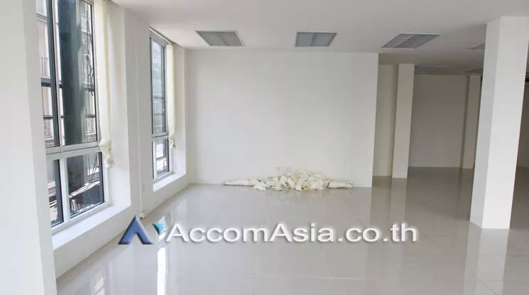 9  Office Space For Rent in sukhumvit ,Bangkok BTS Phrom Phong AA17079